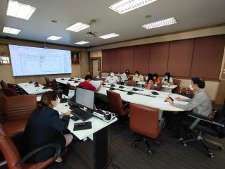 11. ประชุมคณะกรรมการพิจารณาแบบอาคารศูนย์ฝึกอบรมและทดสอบฝีมือแรงงาน